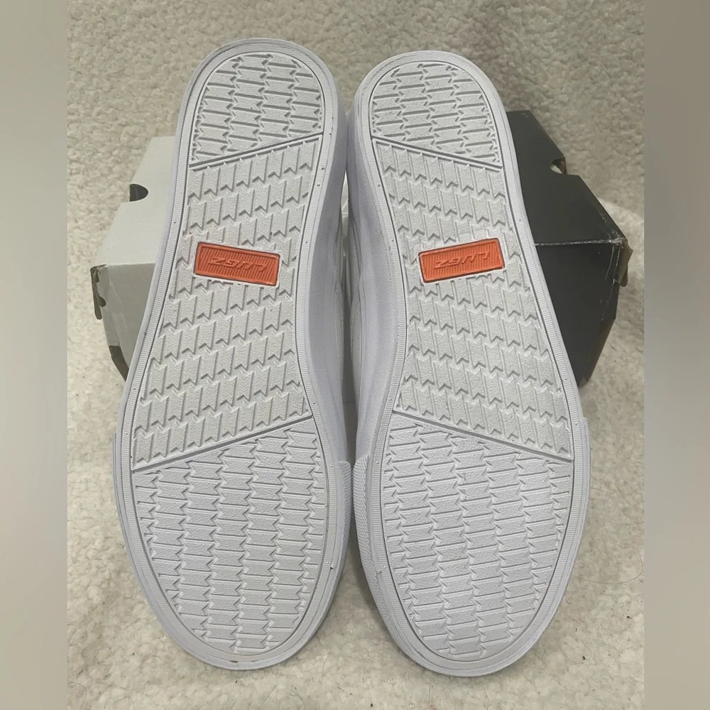 Lugz Men's Clipper‎ Classic Slip-On Fashion Sneaker- size:9